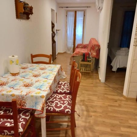 Controvento Al Mare Apartment Riomaggiore Bagian luar foto