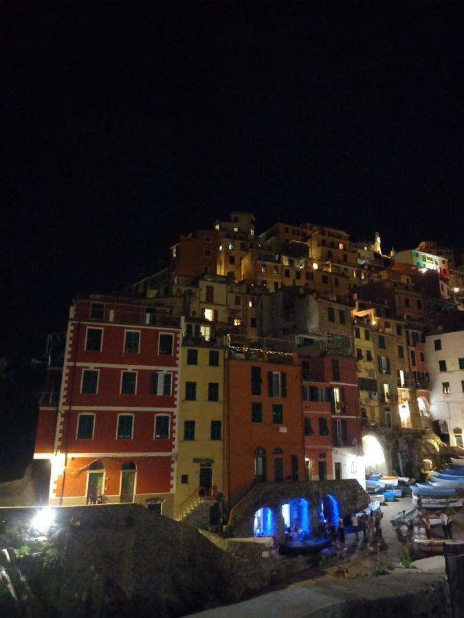 Controvento Al Mare Apartment Riomaggiore Bagian luar foto