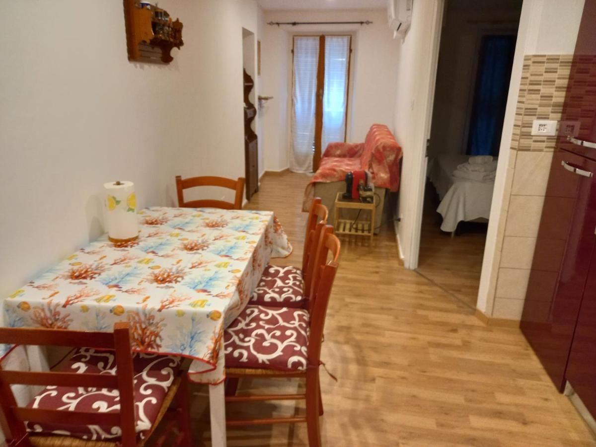 Controvento Al Mare Apartment Riomaggiore Bagian luar foto